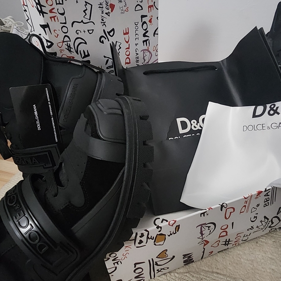 Dolce & Gabbana Men's Black Boots - Picture 3 of 4